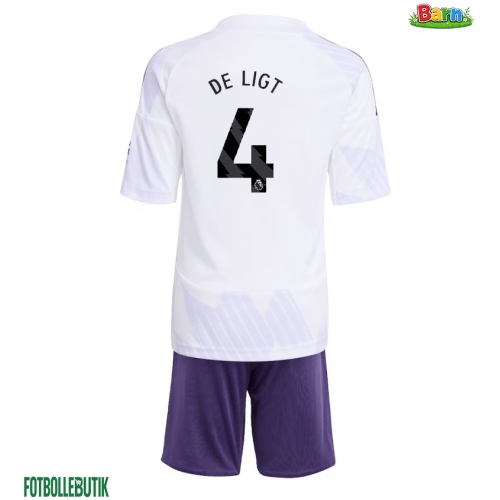 Manchester United Matthijs de Ligt #4 Bortaställ Barn 2025-26 Kortärmad (+ Korta byxor)